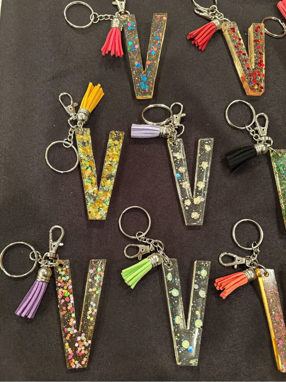 Glitter Initial V Keychain with Tassel - Multicolor